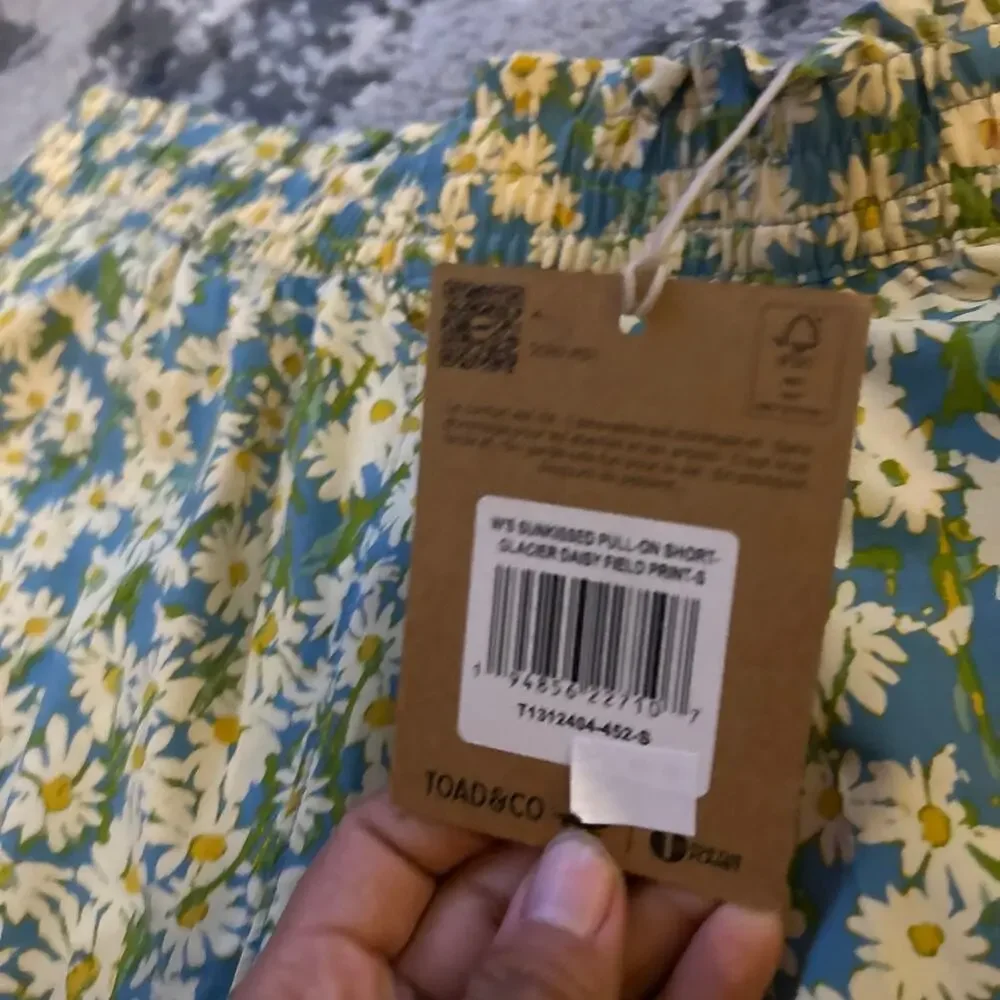 Toad & Co Sunkissed Pull On Shorts Women's Small Blue Glacier Daisy Field Print - Picture 5 of 10